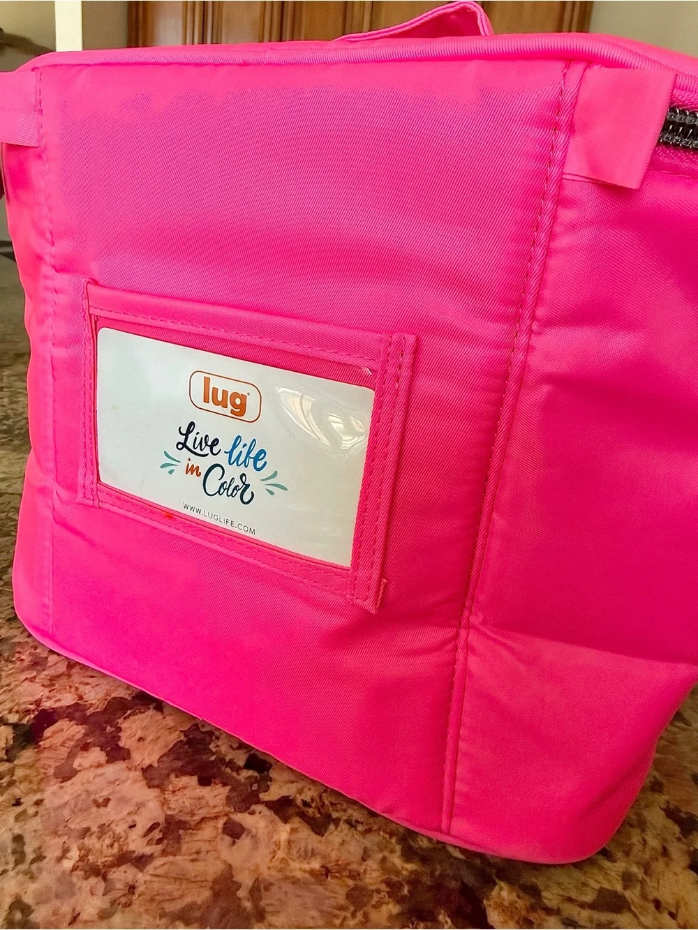 💖 Why Pay retail for “New” — Grab This Like-New Gem Instead! 💖Lug Nibble